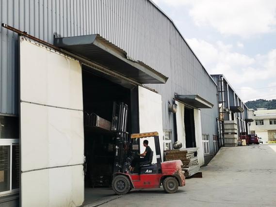 金属制品主要生产销售凯里货架厂家,凯里仓储货架等相关产品